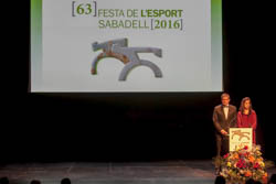 63a Festa de L'Esport Sabadell 2016 Els presentadors de l'acte Sergi Garcés i Laura Rosel.